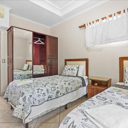 The Oaks Tamarindo Pool Front Condominiums Fast Wifi 외부 사진