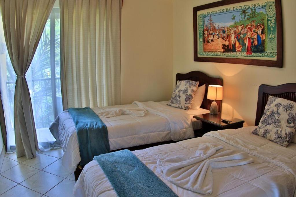 The Oaks Tamarindo Pool Front Condominiums Fast Wifi 외부 사진