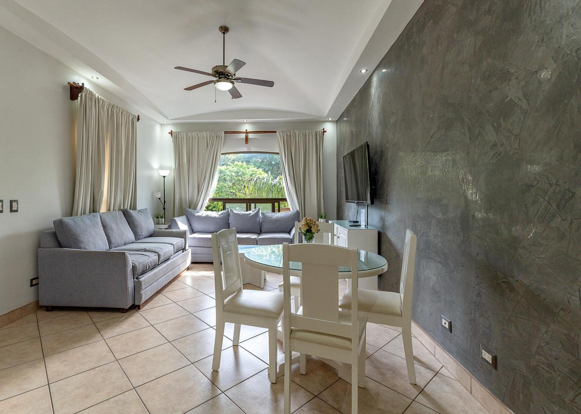 The Oaks Tamarindo Pool Front Condominiums Fast Wifi 외부 사진